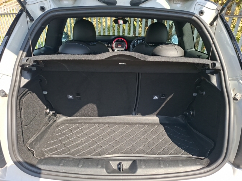 Mini Hatch One Classic Blue #18