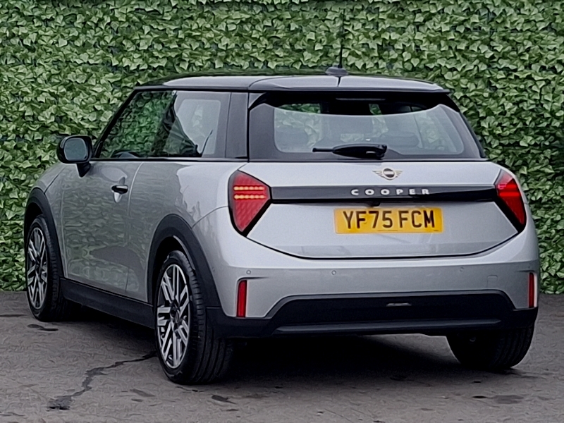 Mini Hatch 1.5 C Classic YF75FCM Silver #2