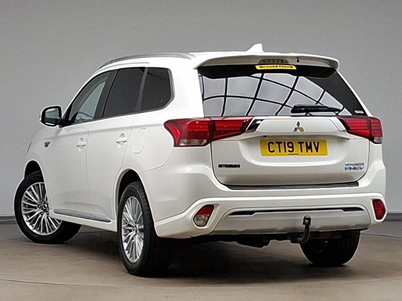 Mitsubishi Outlander 2.4 Phev Juro Commercial White #2