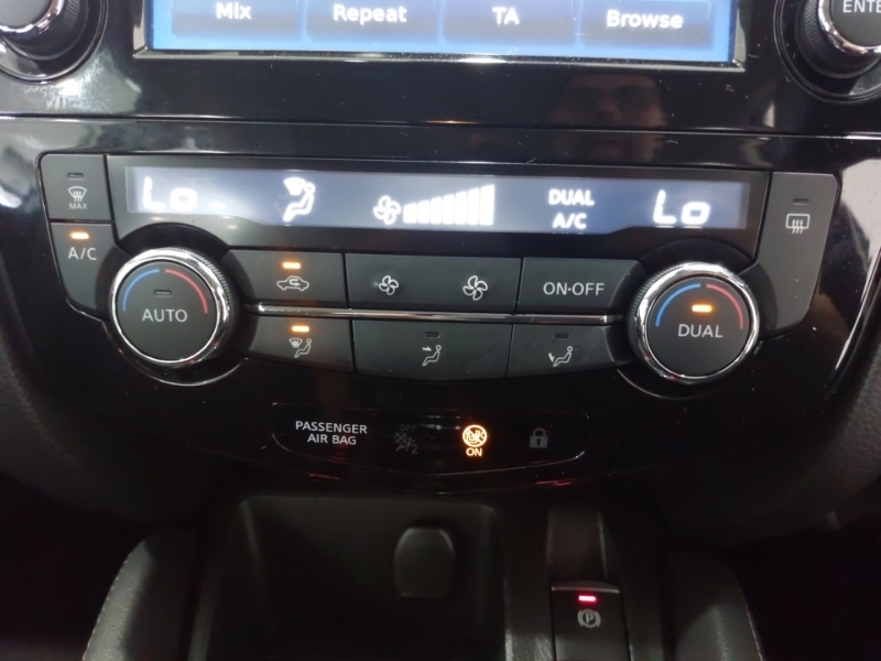 Nissan Qashqai N-connecta Blue #17