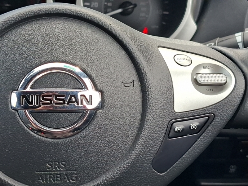 Nissan Juke Tekna Silver #13