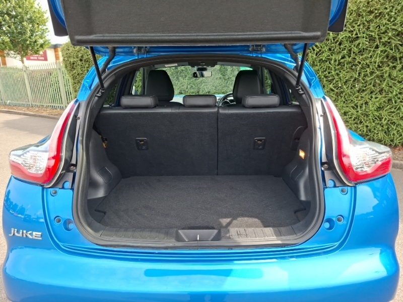 Nissan Juke Tekna Silver #18
