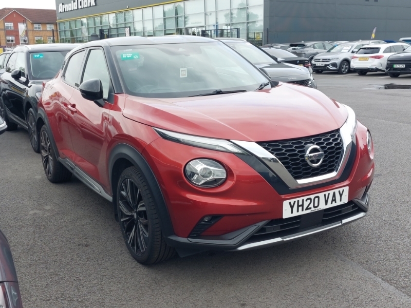 Nissan Juke 1.0 Dig-t Tekna Red