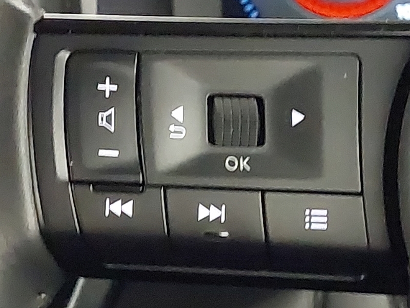 Nissan X-Trail Tekna Silver #12