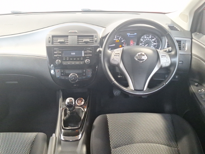 Nissan Pulsar Hatchback Blue #8