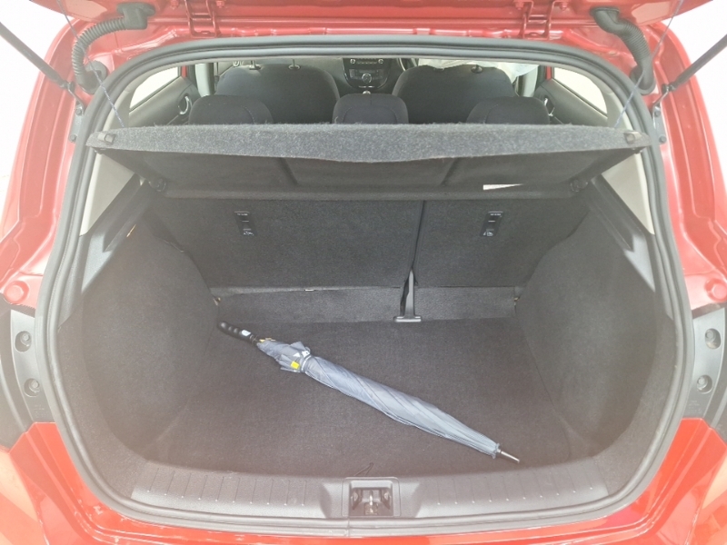 Nissan Pulsar Hatchback Blue #18