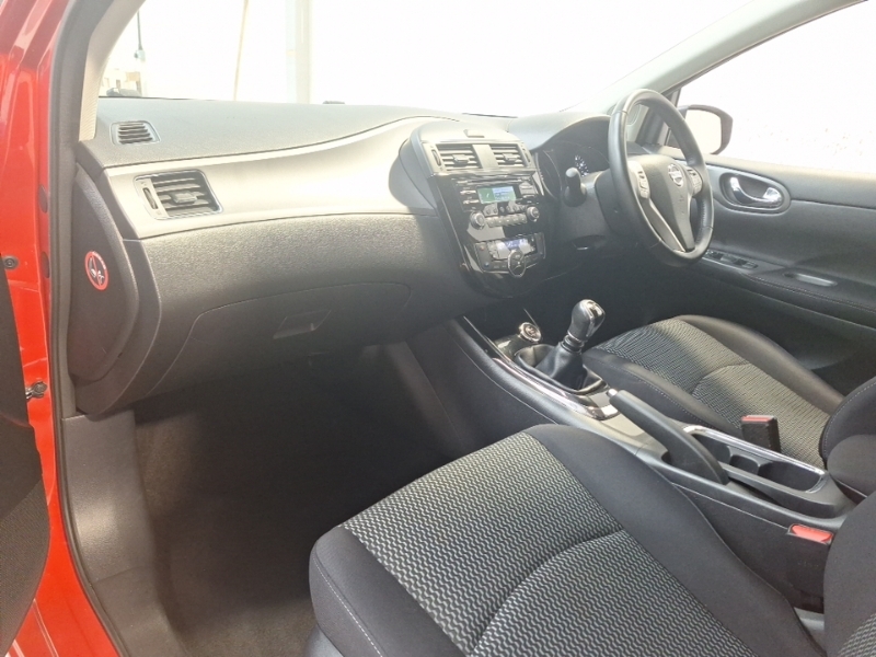 Nissan Pulsar 1.2 Dig-t Acenta Red #5