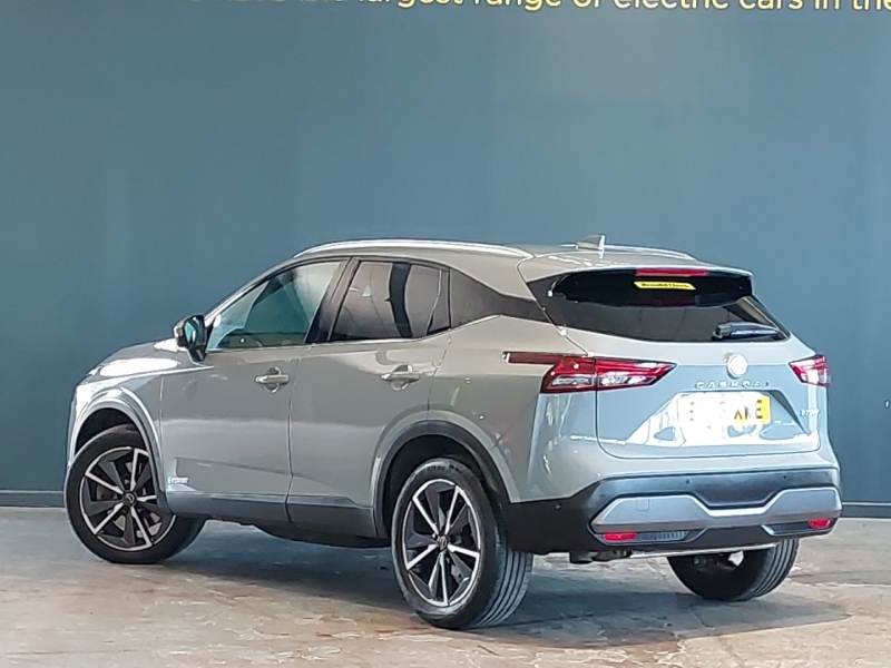 Nissan Qashqai E-power Acenta Premium Red #2