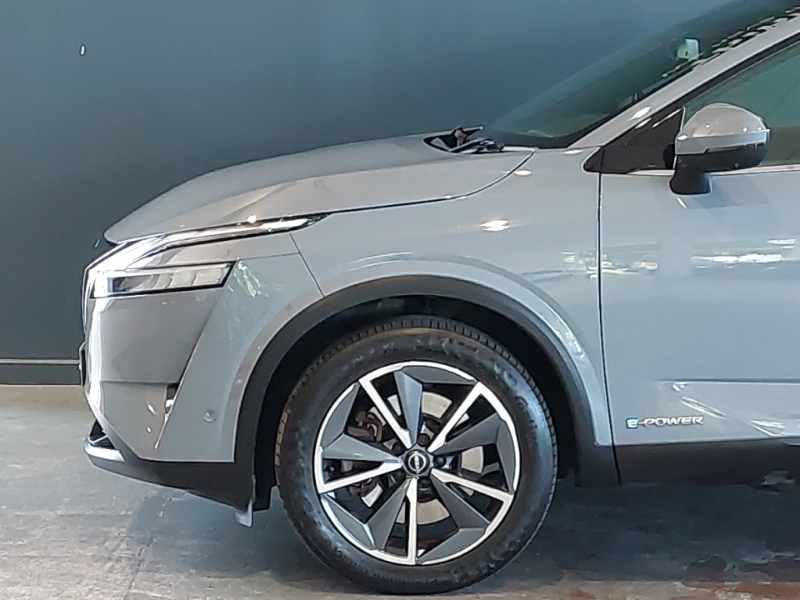 Nissan Qashqai E-power Acenta Premium Red #19