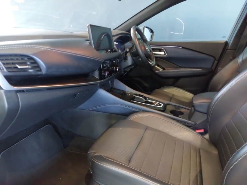 Nissan Qashqai E-power Acenta Premium Red #5