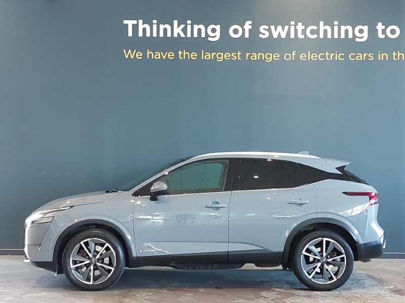 Nissan Qashqai E-power Acenta Premium Red #4