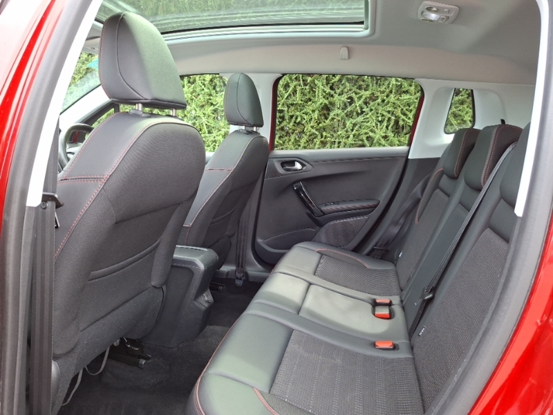 Peugeot 2008 1.2 Puretech 110 Gt Line 6 Speed Red #6