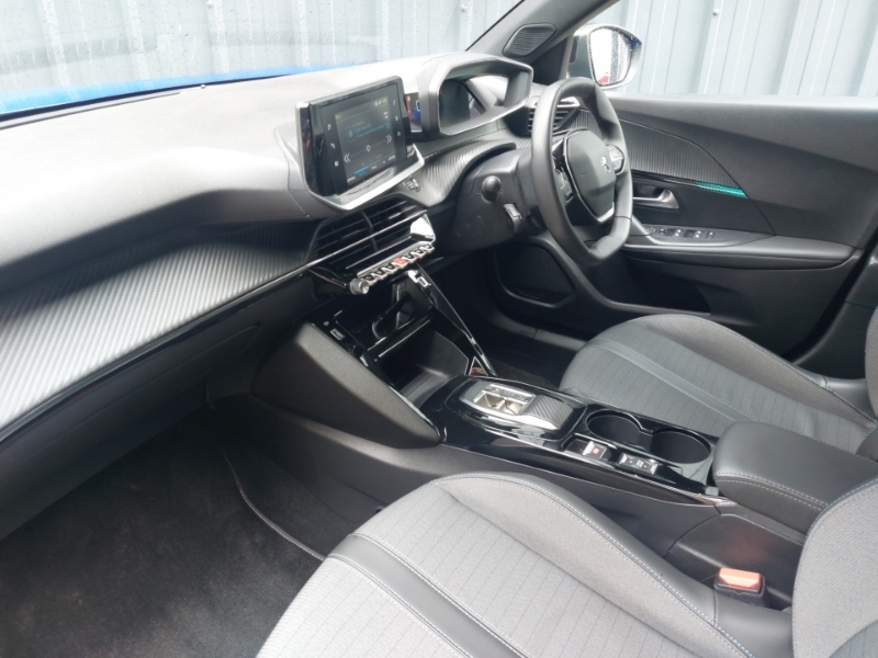 Peugeot e-2008 100Kw Allure Premium 50Kwh Blue #5