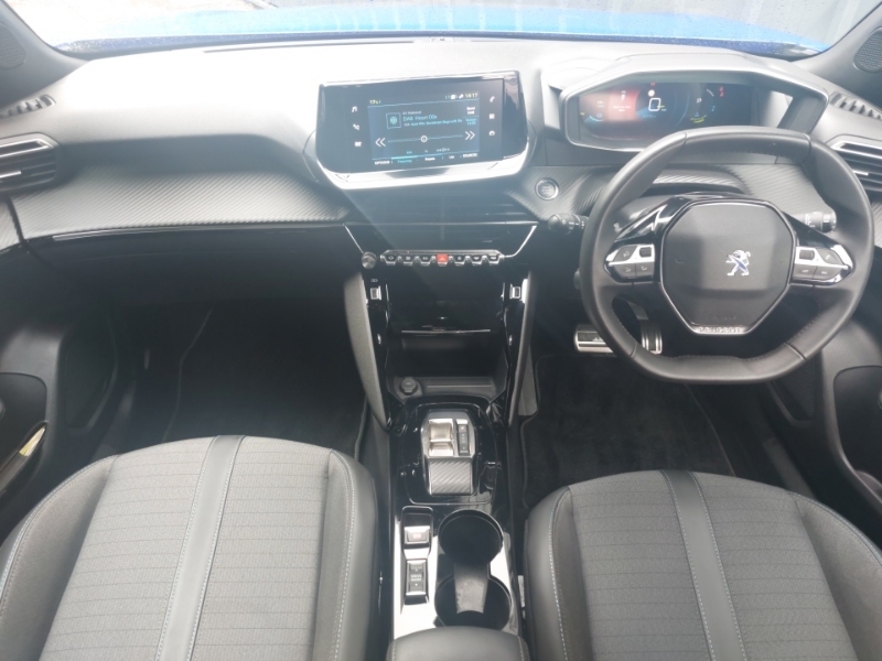 Peugeot e-2008 100Kw Allure Premium 50Kwh Blue #3