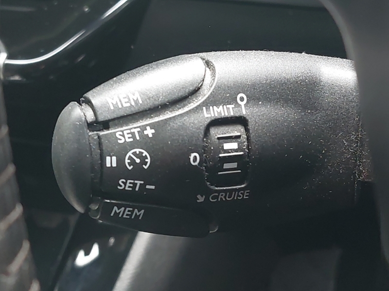 Peugeot e-2008 1.2 Puretech 130 Gt Eat8 Grey #15