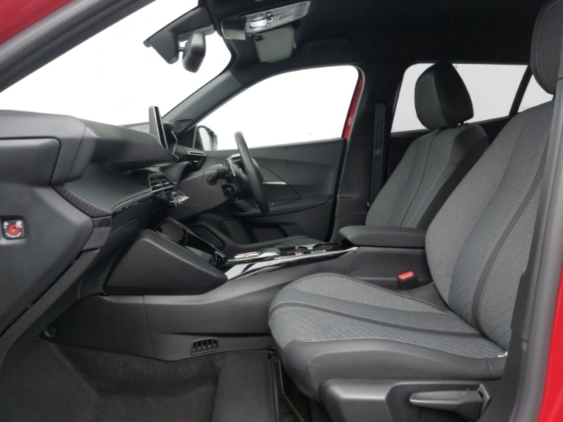 Peugeot 2008 1.2 Hybrid 136 Allure E-dsc6 Red #5
