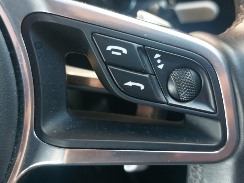 Porsche Macan Suv Black #12