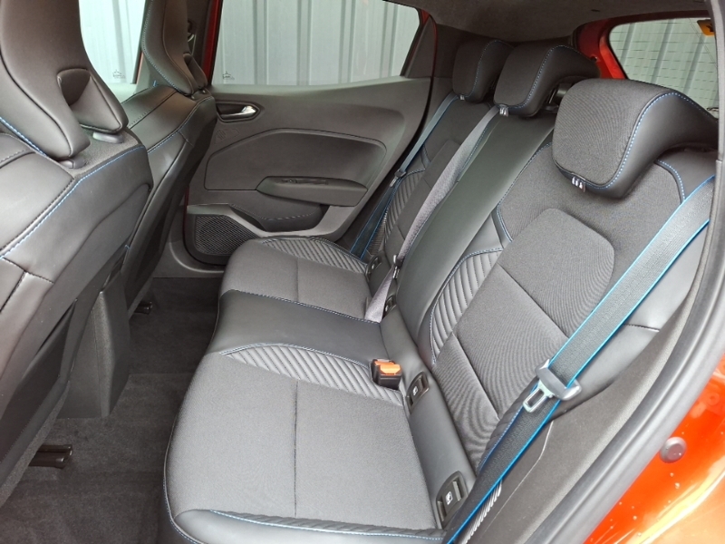 Renault Clio 1.6 E-tech Full Hybrid 145 Esprit Alpine Red #6