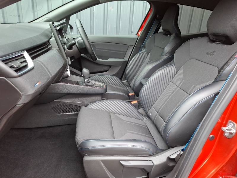 Renault Clio 1.6 E-tech Full Hybrid 145 Esprit Alpine Red #5