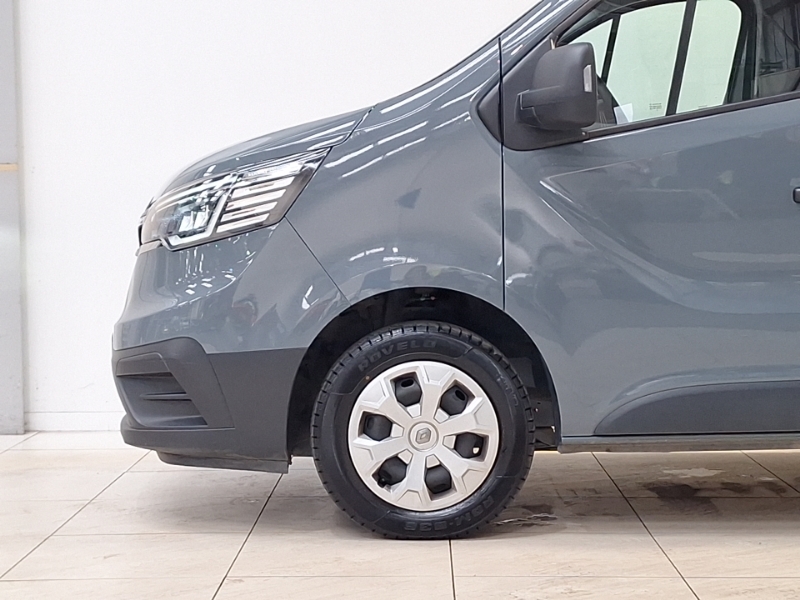Renault Trafic 2.0 Trafic Sl28 White #19
