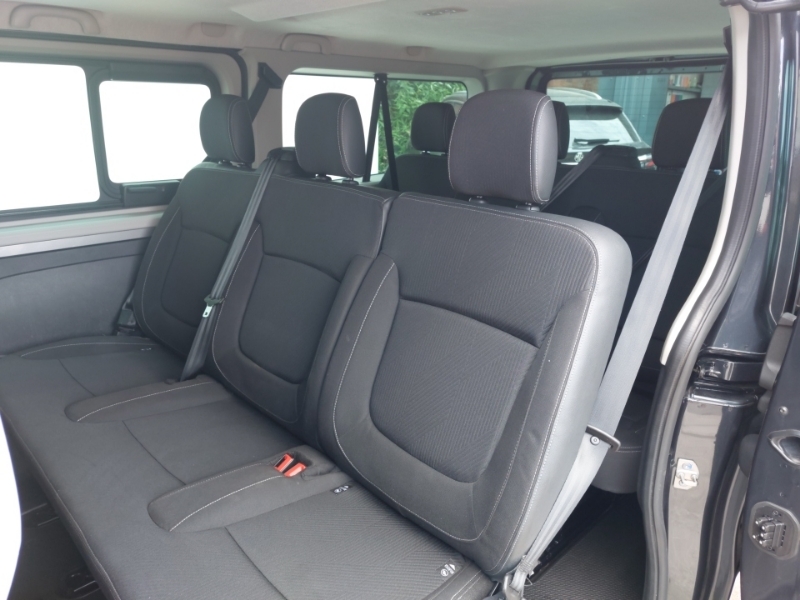 Renault Trafic Ll30 Blue Dci 170 Extra Safety 9 Seater Edc Grey #6