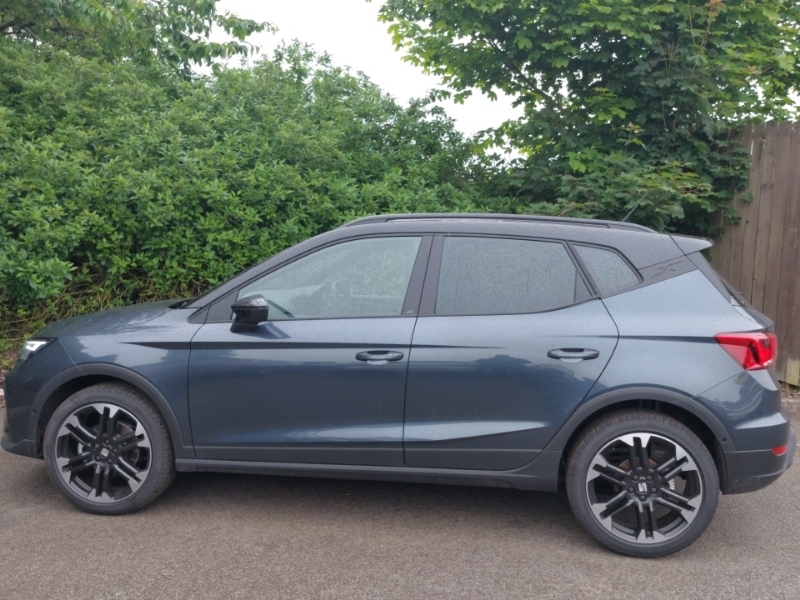 Seat Arona 1.0 Tsi 115 Fr Sport Dsg Grey #4