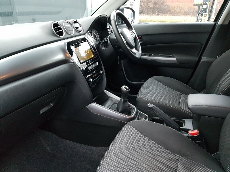 Suzuki Vitara 1.0 Boosterjet Sz-t Black #5