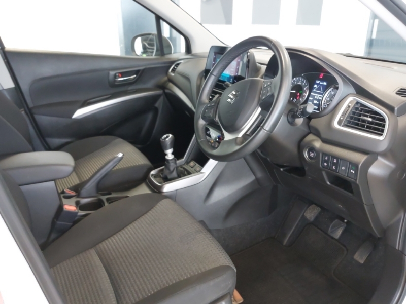 Suzuki S Cross 1.4 Boosterjet 48V Hybrid Motion White #6
