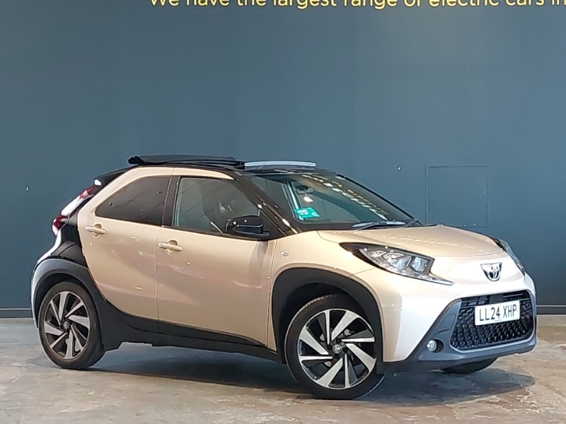 Toyota Aygo X 1.0 Vvt-i Edge Beige