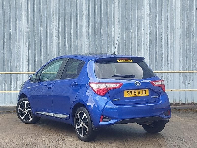 Toyota Yaris 1.5 Hybrid Excel Cvt Blue #2