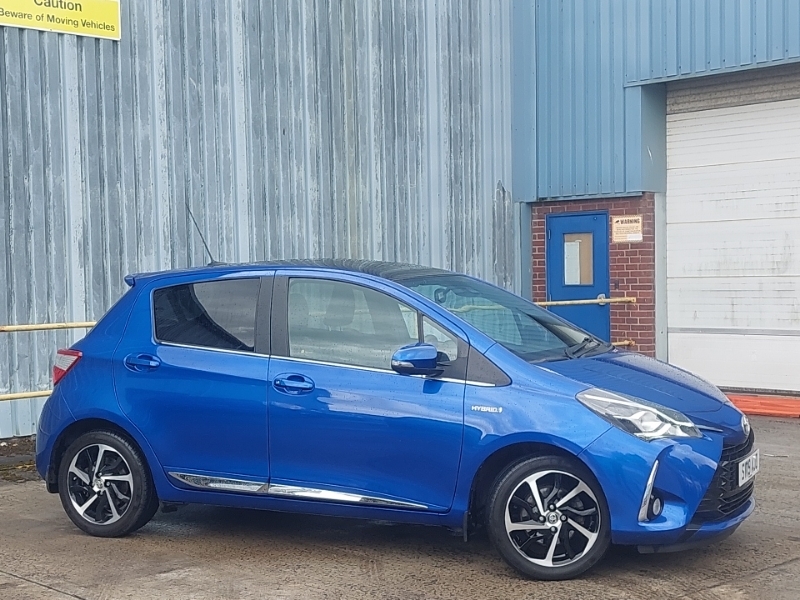 Toyota Yaris Hatchback Red #7