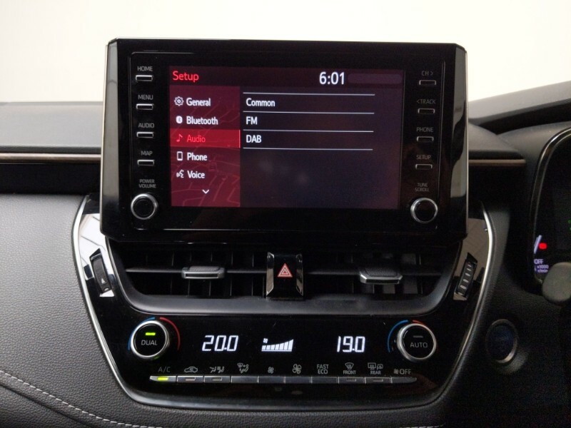 Toyota Corolla Corolla Design Hev Cvt Silver #17