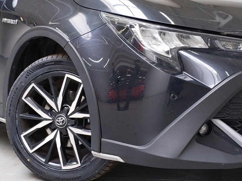 Toyota Corolla Corolla Design Hev Cvt Silver #9