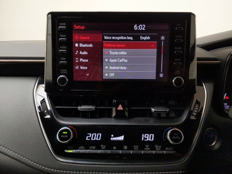 Toyota Corolla Corolla Design Hev Cvt Silver #18