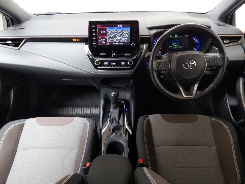 Toyota Corolla 1.8 Vvt-i Hybrid Trek Cvt Black #3