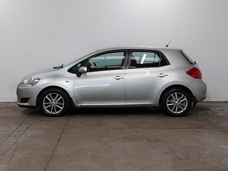 Toyota Auris Hatchback 1.33 Blue #4