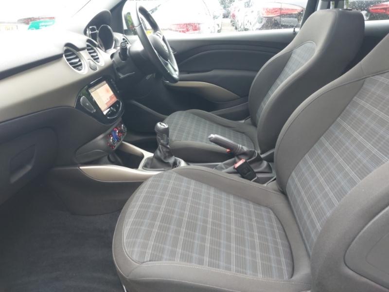 Vauxhall Adam 1.2I Glam White #5