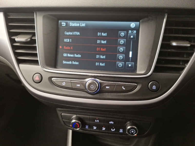 Vauxhall Crossland Elite White #11