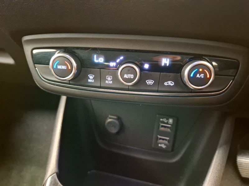 Vauxhall Crossland X Hatchback Grey #17