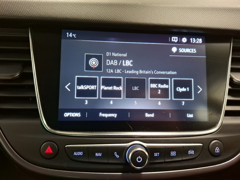 Vauxhall Crossland X Hatchback Grey #15