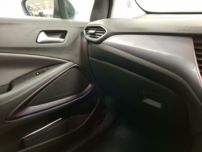 Vauxhall Crossland X Hatchback Grey #11