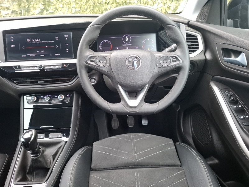 Vauxhall Grandland Ultimate Black #8