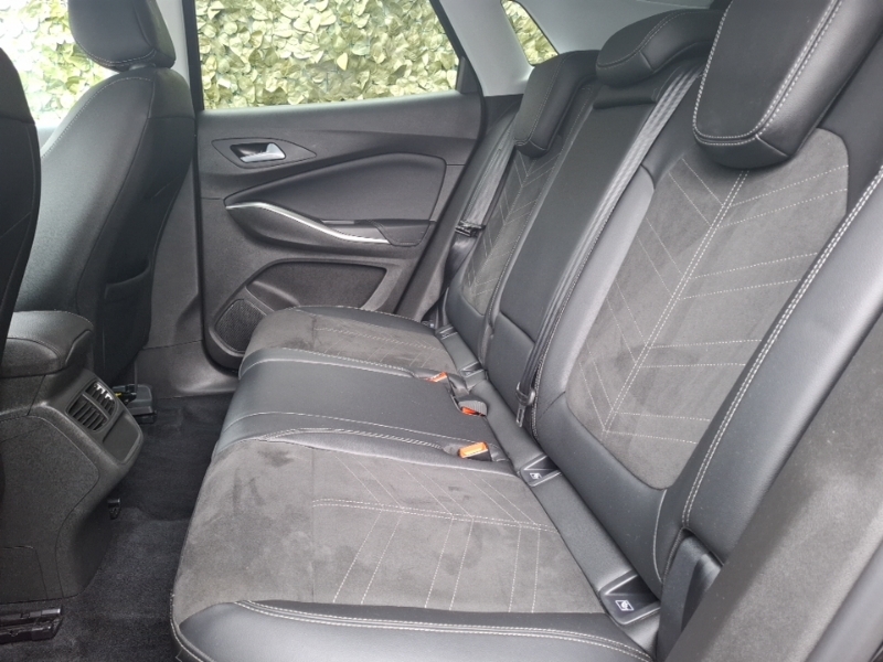 Vauxhall Grandland 1.2 Turbo Ultimate Black #6