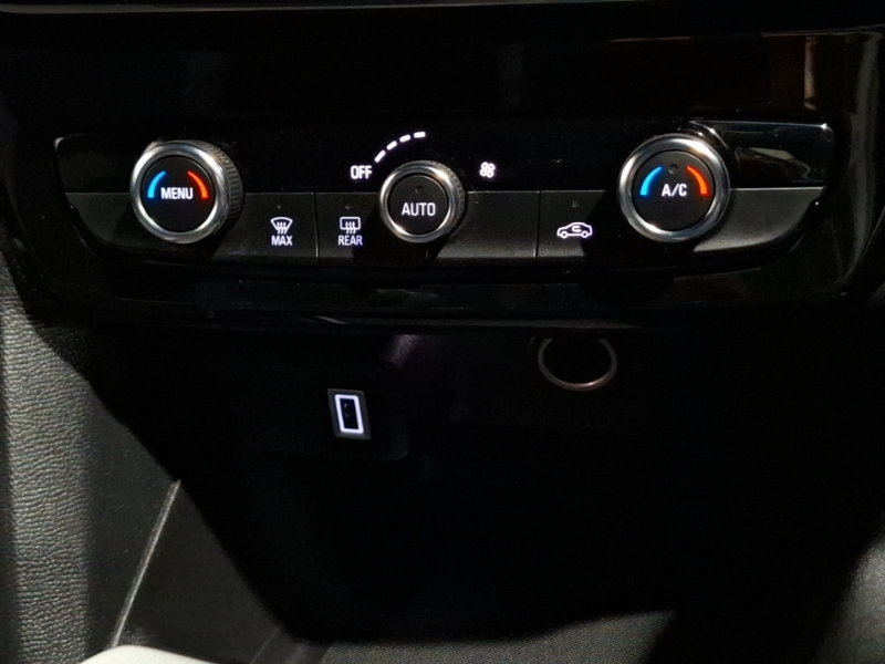Vauxhall Mokka Ultimate Black #15
