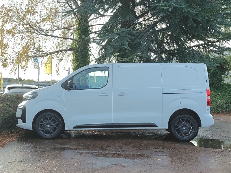 Vauxhall Vivaro 1.5 Turbo D 120 Pro H1 Van White #4
