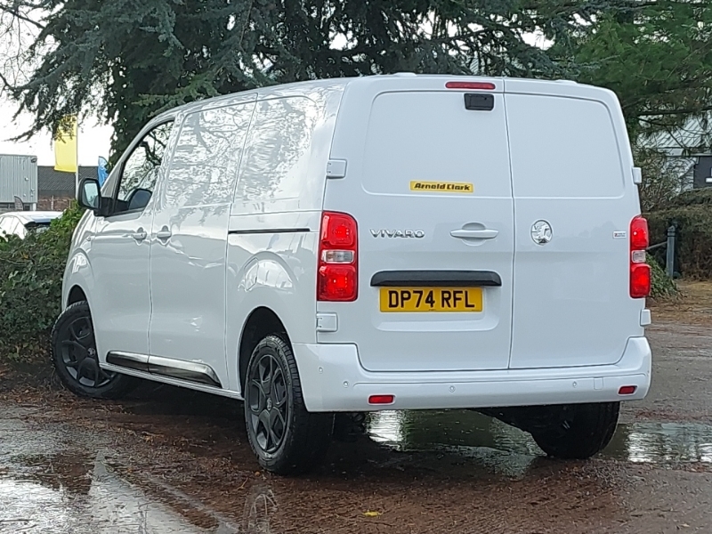Vauxhall Vivaro 1.5 Turbo D 120 Pro H1 Van White #2