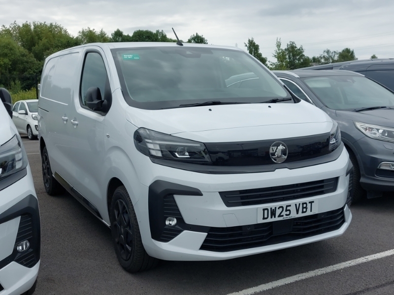 Vauxhall Vivaro 1.5 Turbo D 120 Pro H1 Van White