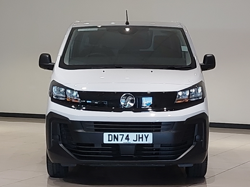 Vauxhall Vivaro 3100 2.0D 145Ps Pro H1 Van White #14