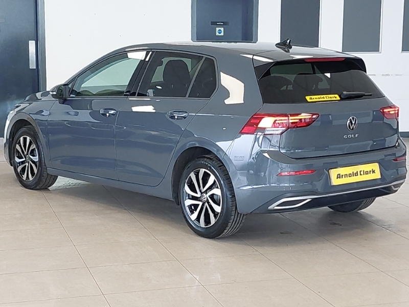 Volkswagen Golf 1.0 Tsi Active  #2