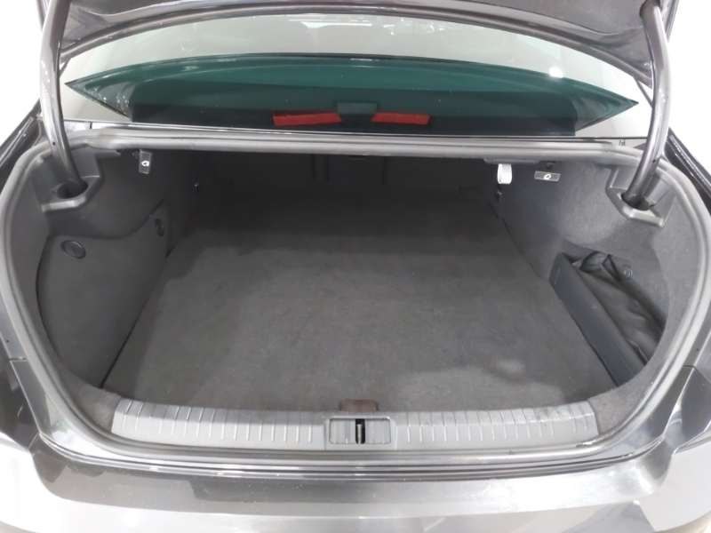 Volkswagen Passat 2.0 Tdi Evo Scr Sel #18